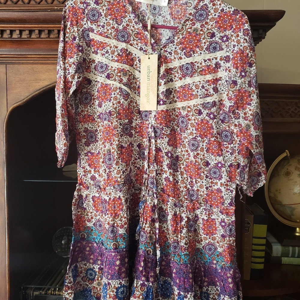 Urban Mangoz Top Small NWT